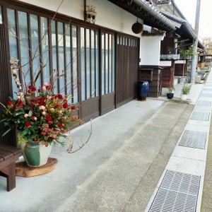 町家小西家さんにお任せで活けてもらってます。